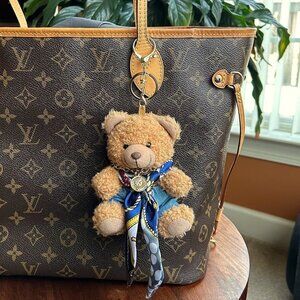 New TEDDY BEAR TWILLY SCARF Bag Charm Tan Navy Red🧸